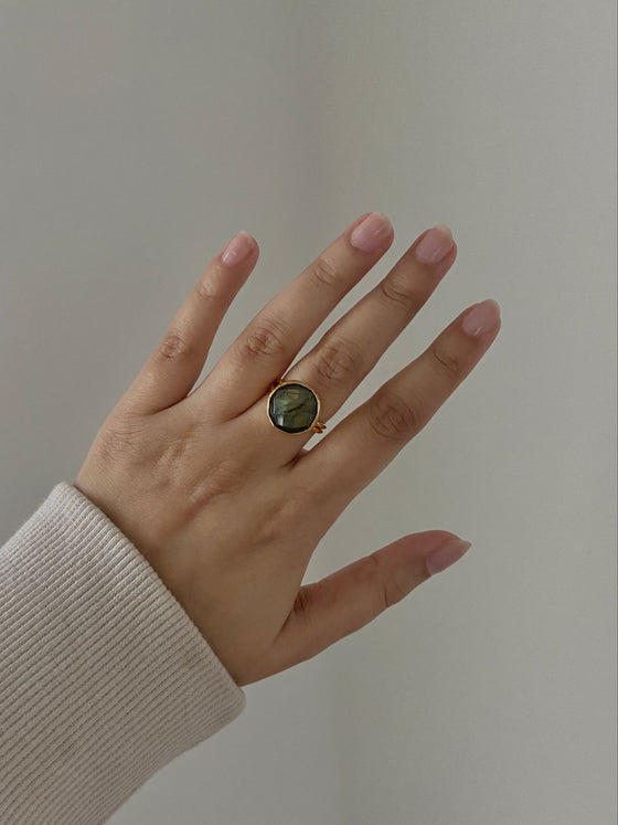 Aysha Round Labradorite Ring