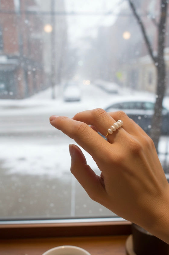 Five-Pearl Harmony Gold Ring