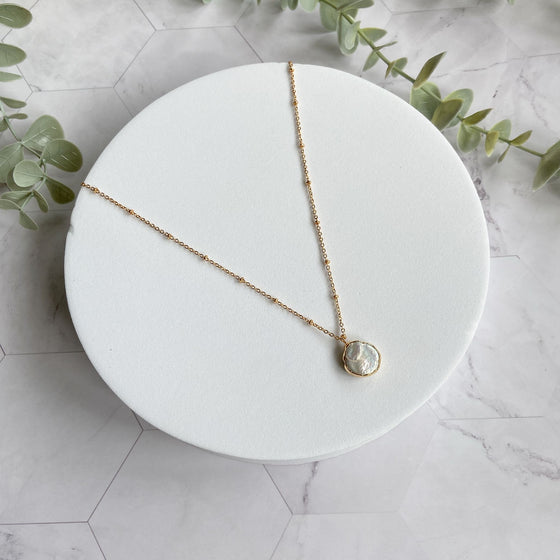 Elira Pearl Pendant Necklace