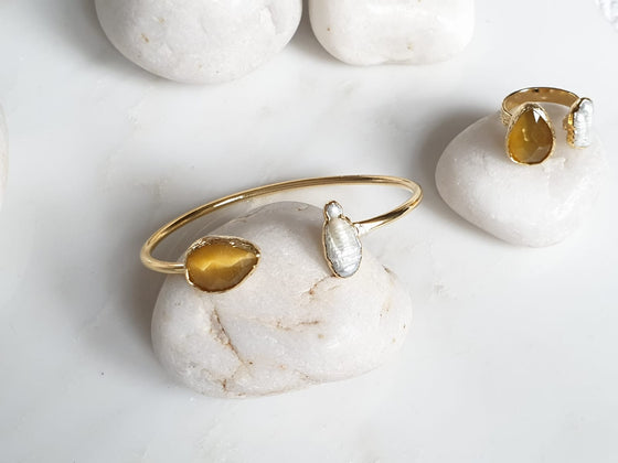 Teardrop Yellow Cat's Eye and Pearl bangle and ring set