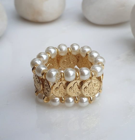 Elasticated Pearl Coin Ring