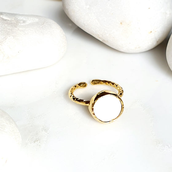 Zehra Pearl Ring