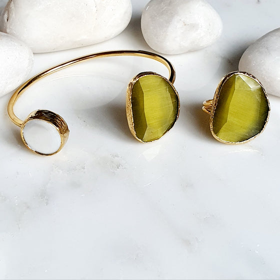 Olive Cat's eye and Pearl bangle and ring set