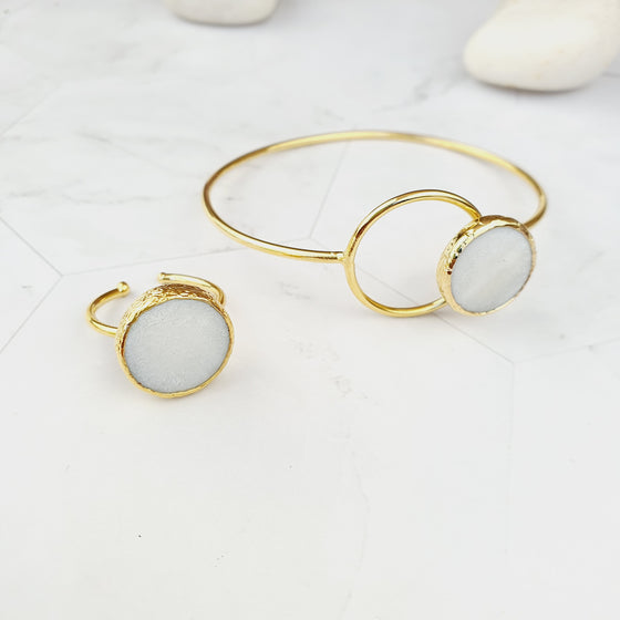 Saira Round Mother of Pearl  Bangle and Ring Set