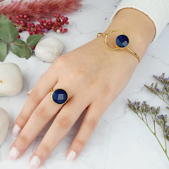 Saira Round dark blue agate Ring