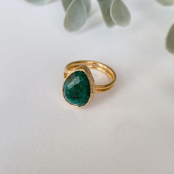 Isra Teardrop Emerald Ring