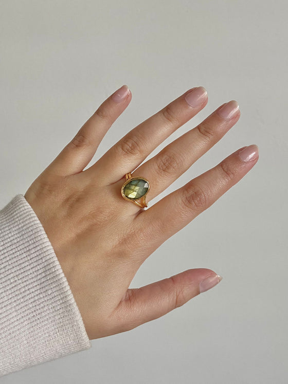 Aysha Oval Labradorite Ring